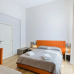 V-rooms All'angolo Del Duomo Bed & Breakfast